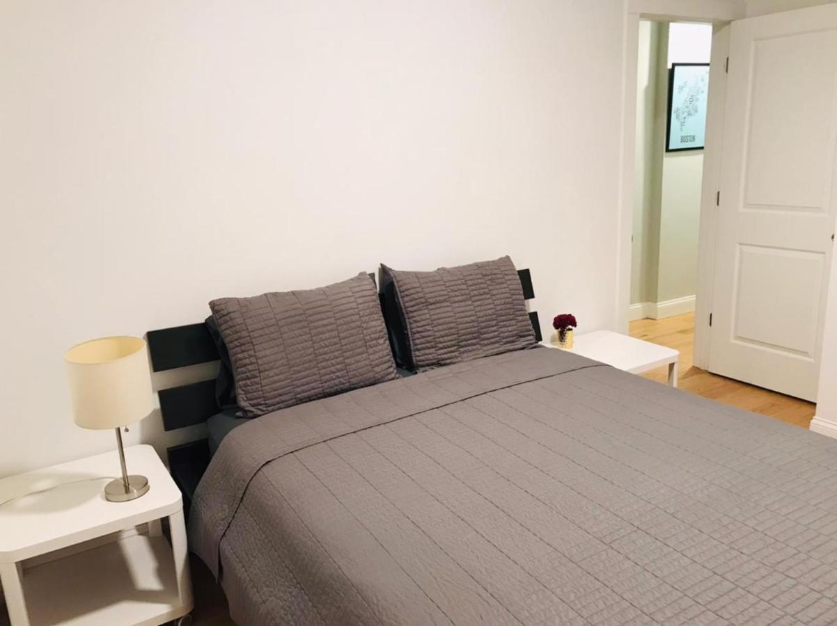 Renovated, 10 Min From The City Boston Exterior foto