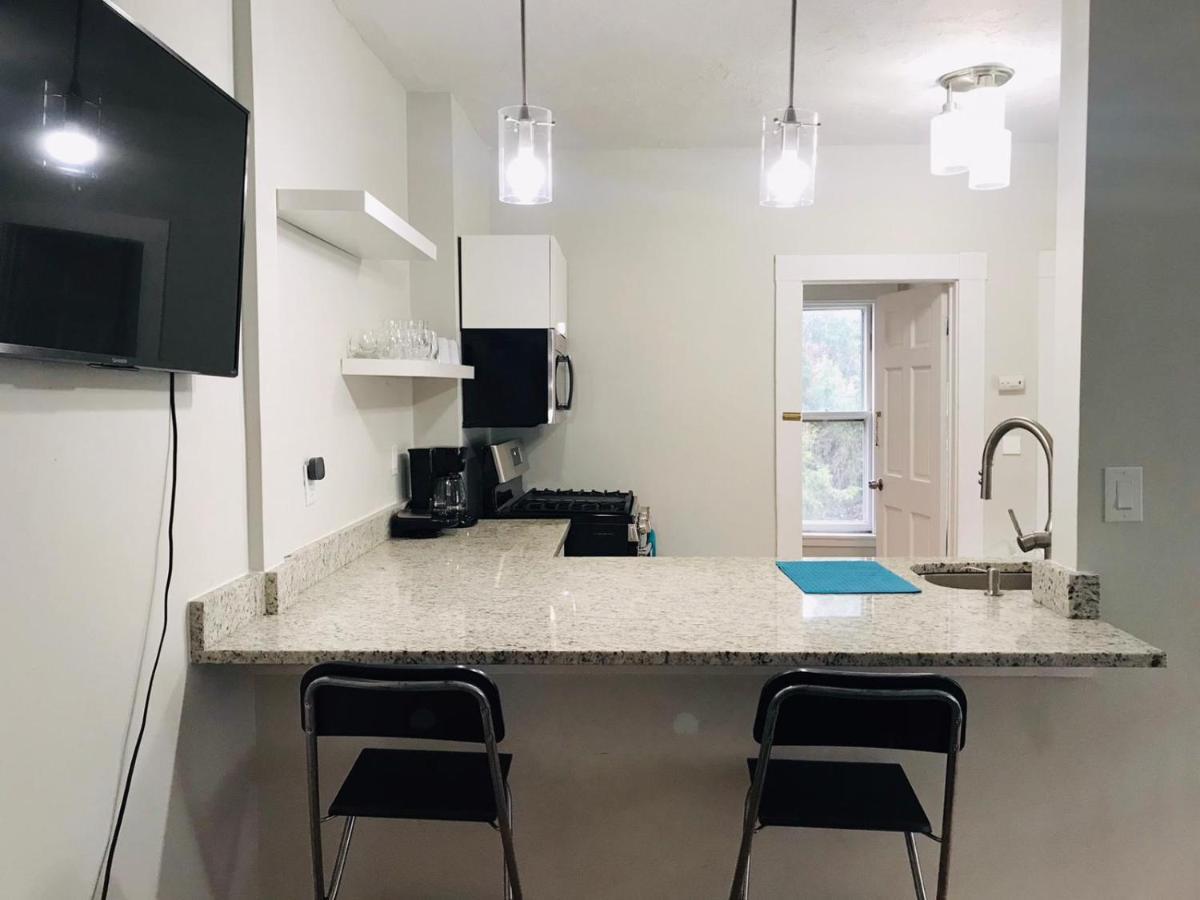Renovated, 10 Min From The City Boston Exterior foto